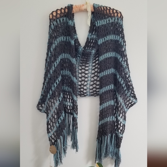 Gray and blue stripped long hand knit sparkling scarf with long fringe - Picture 3 of 5